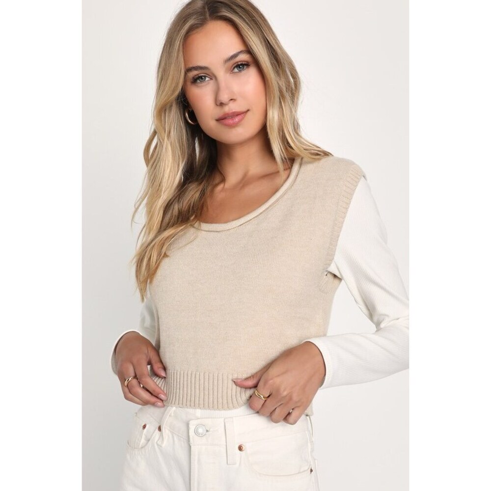 Lulus Minimal Aesthetic Beige Sleeveless Scoop Neck Sweater Top - Size S